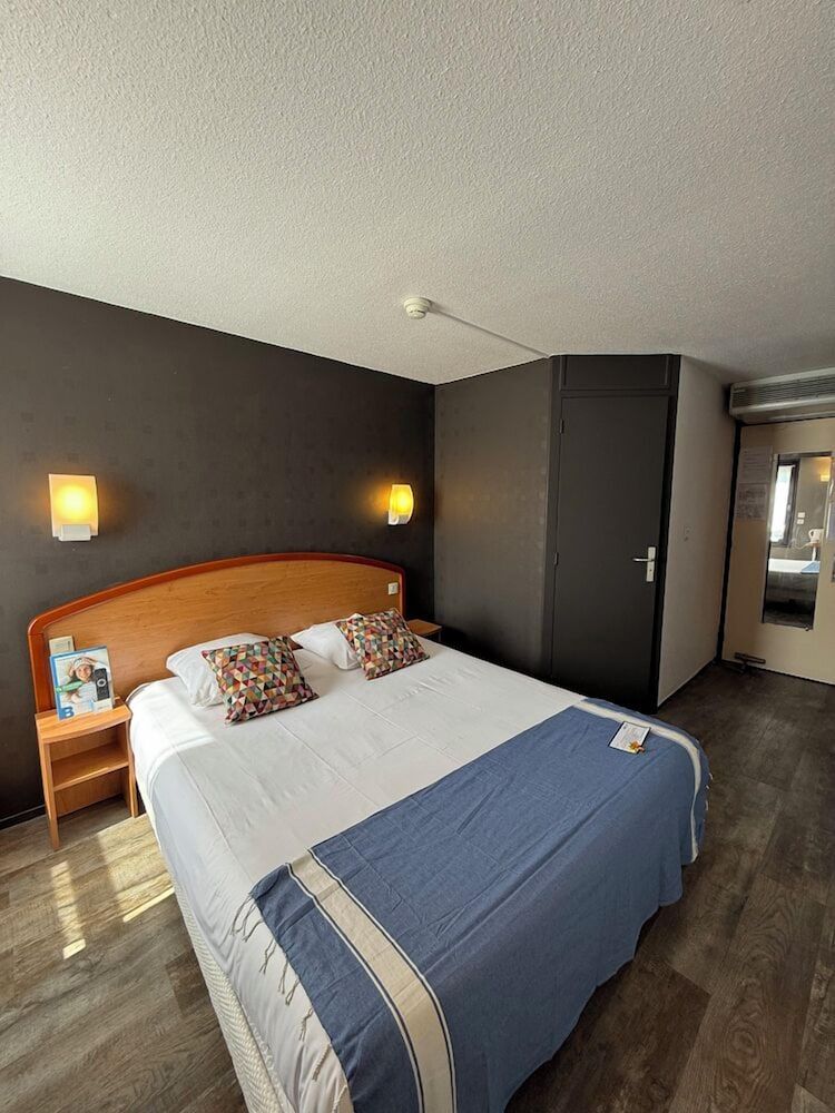 Brit Hotel Besançon L'Horloge Comfort Double Room 13