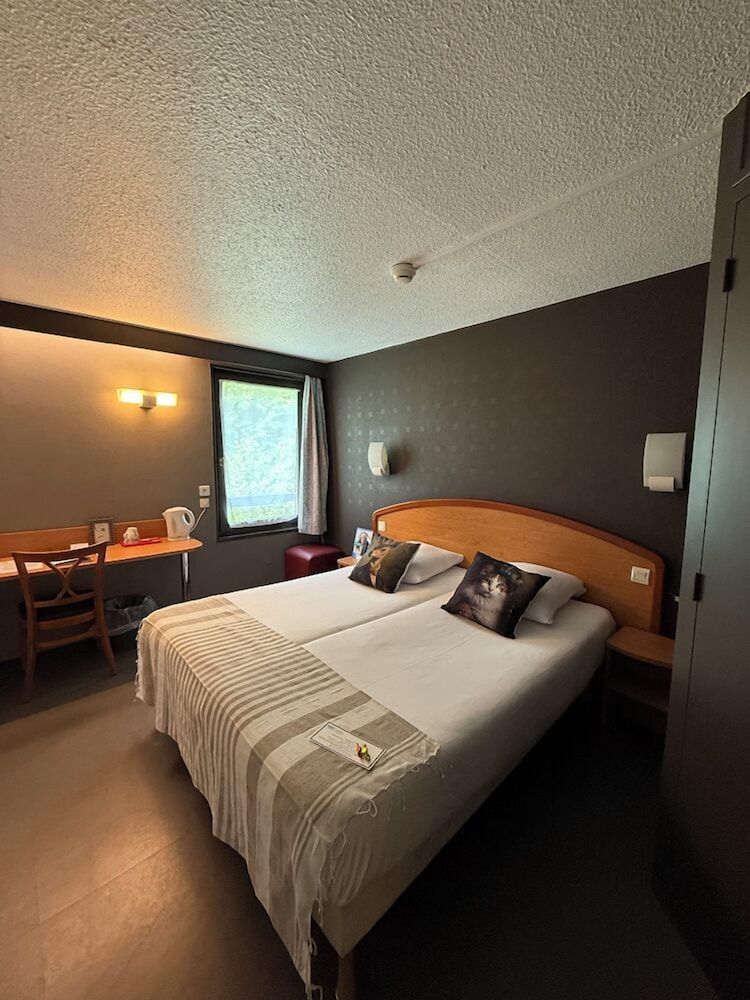 Brit Hotel Besançon L'Horloge Comfort Twin Room 8