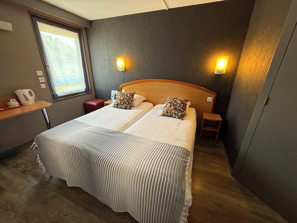 Brit Hotel Besançon L'Horloge Comfort Twin Room 10