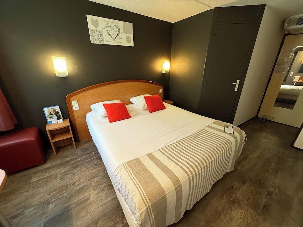 Brit Hotel Besançon L'Horloge Comfort Double Room 23