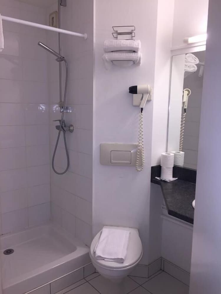 Brit Hotel Besançon L'Horloge Comfort Double Room 27