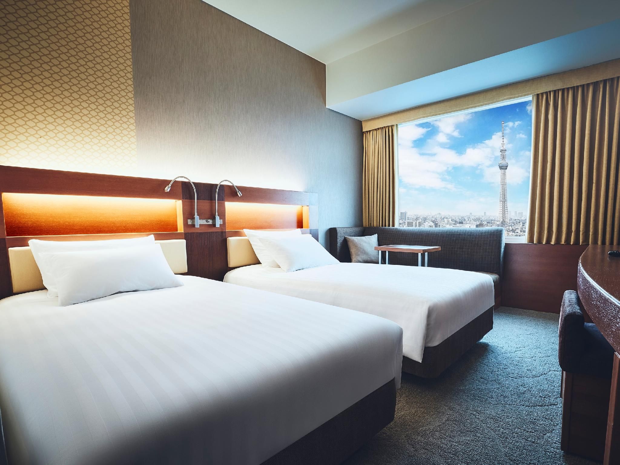 Standard Tower View Twin Room A - Tokyo Sky Tree View
