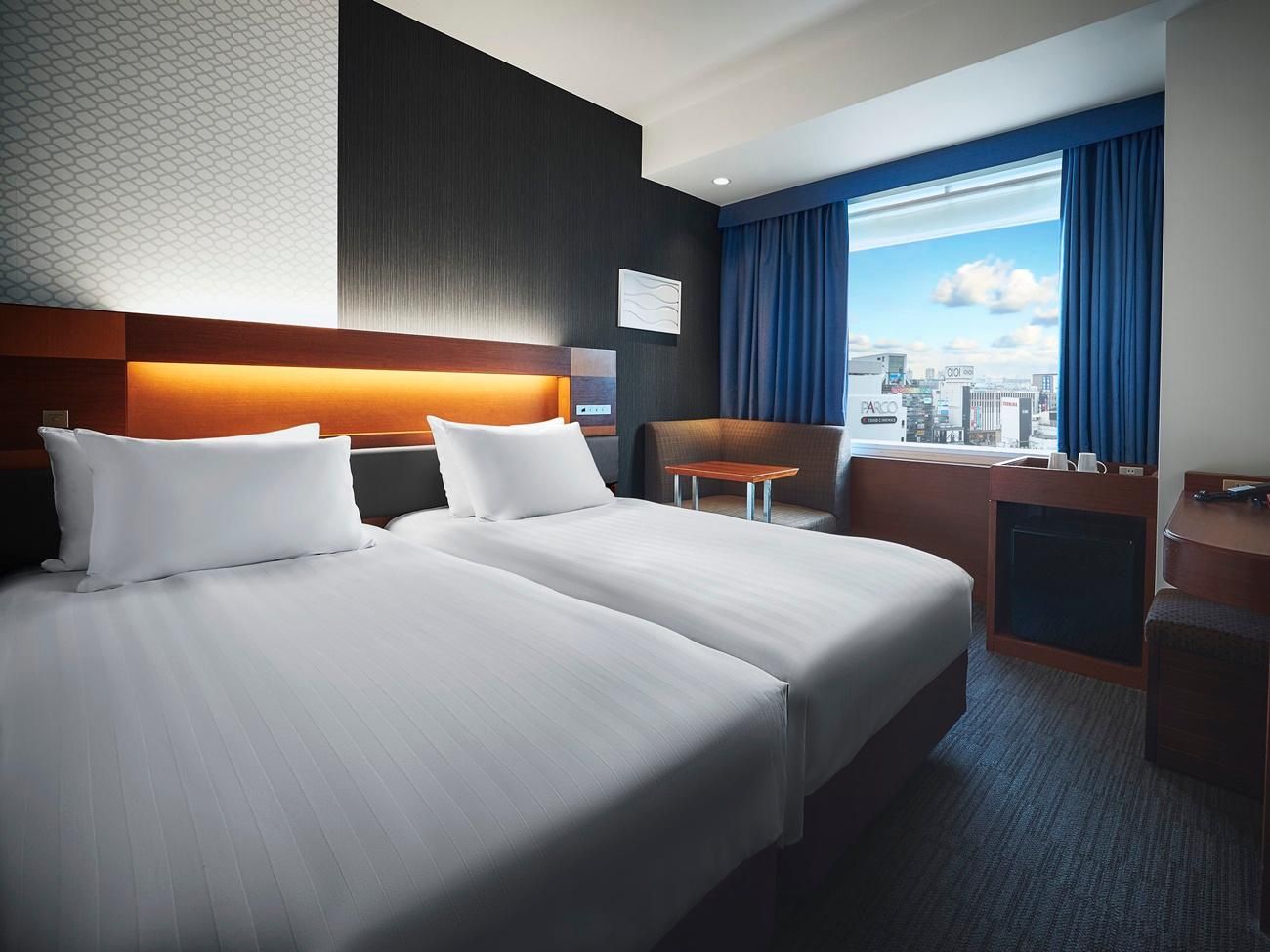 Lotte City Hotel Kinshicho Standard Hollywood Twin Room A -Train Station View