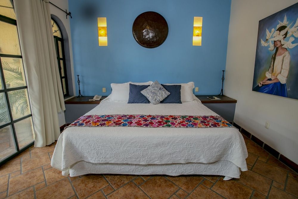 La Villa Del Ensueno Junior Room, 1 King Bed, Refrigerator 6