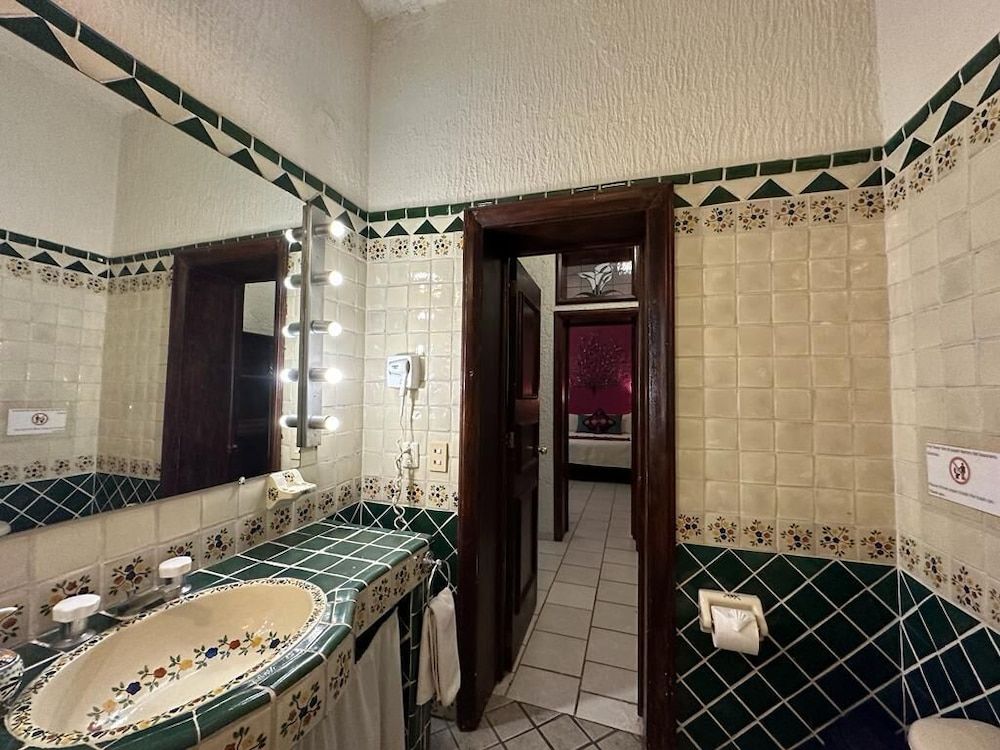 La Villa Del Ensueno Deluxe Room 13