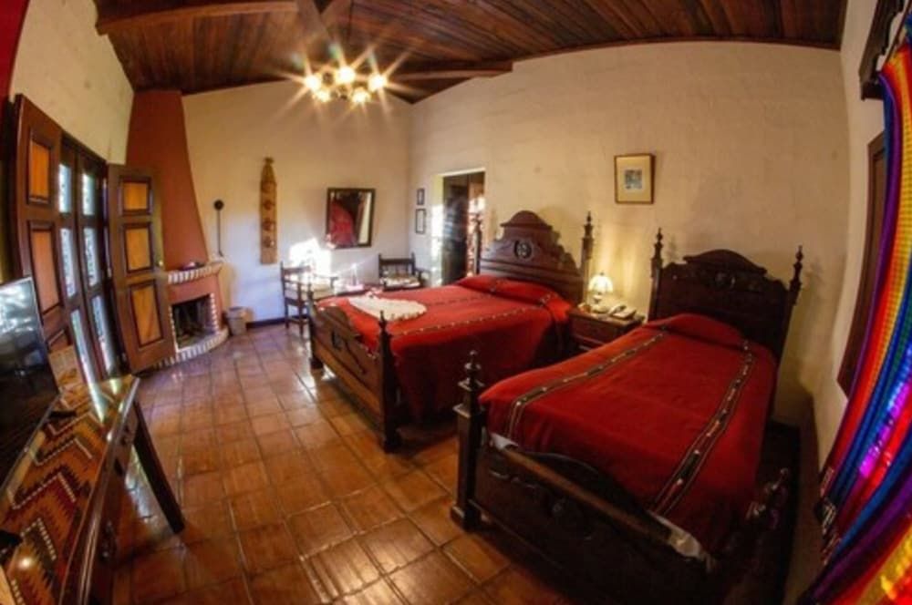 Posada de Don Rodrigo Panajachel Standard Room 3