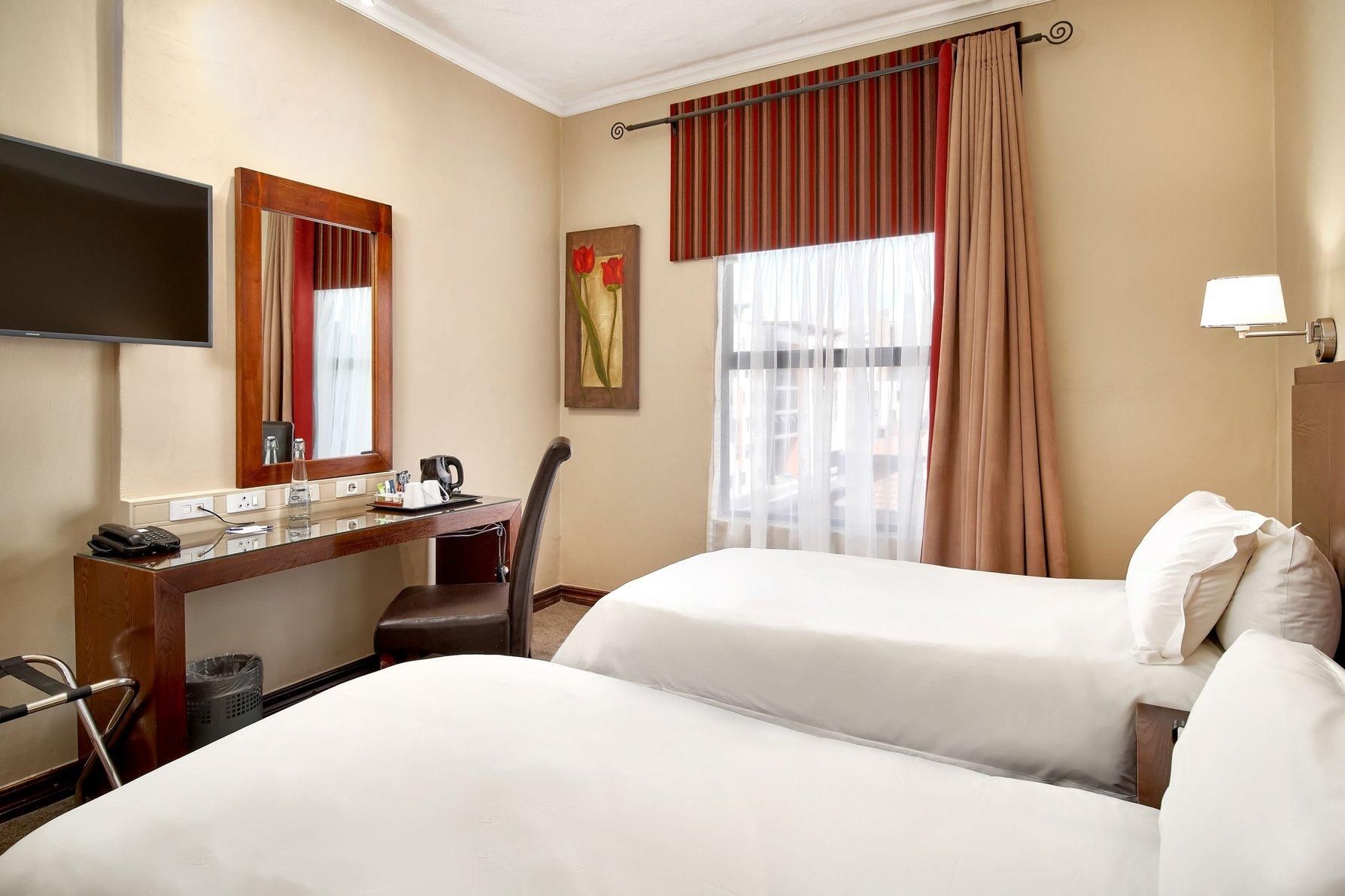 Standard, Guest room, 2 Twin, City view