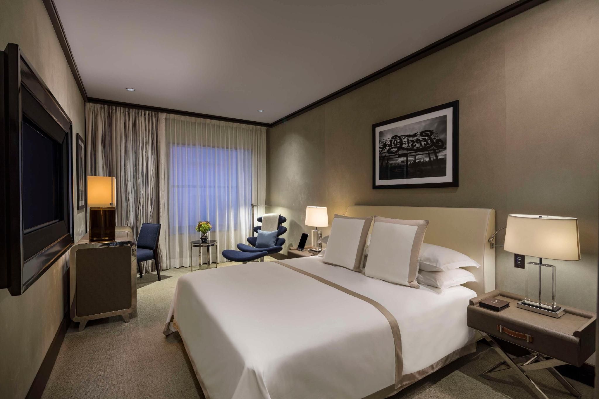 One King Superior Room