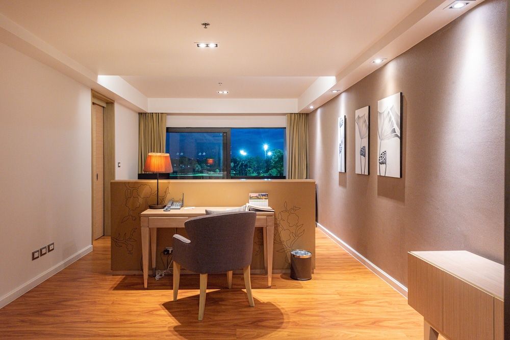 Summit Windmill Golf Suite Hotel @Suvarnabhumi Grand Deluxe Suite - Free Suvarnabhumi Airport Transfer 20