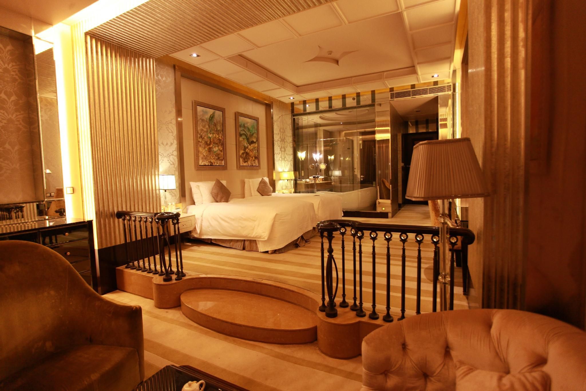 Premier Garden View Twin Room