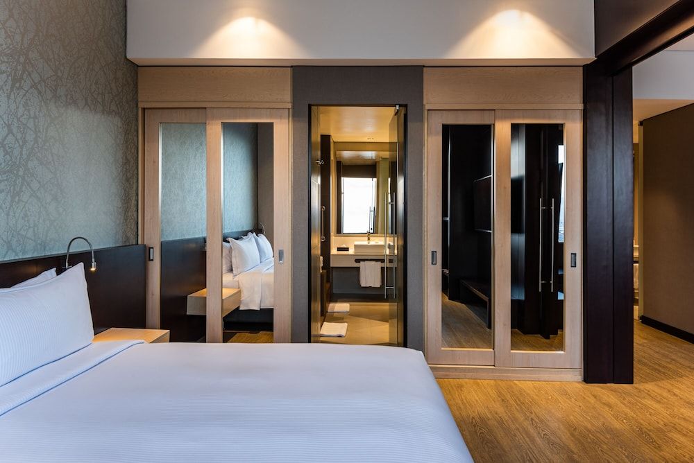 Suite, 1 King Bed