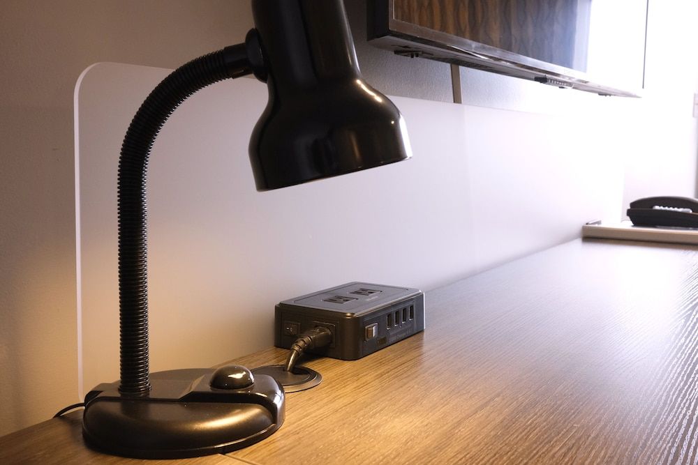 Regency Inn Design Studio 11