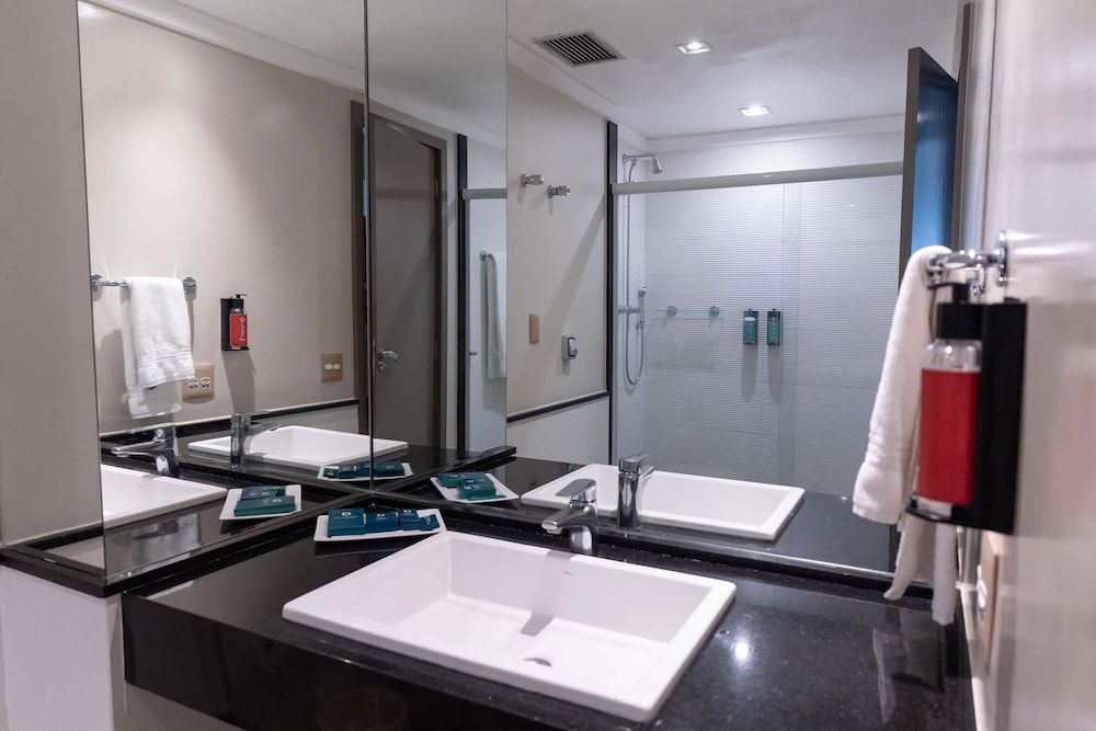 Hotel Deville Prime Cuiabá Luxo Superior Casal 8