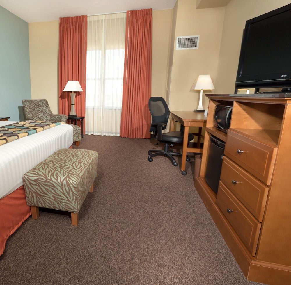Suite, 1 King Bed with Sofa bed, Accessible (2 Rooms, Hearing, Tub, Upper Floor)