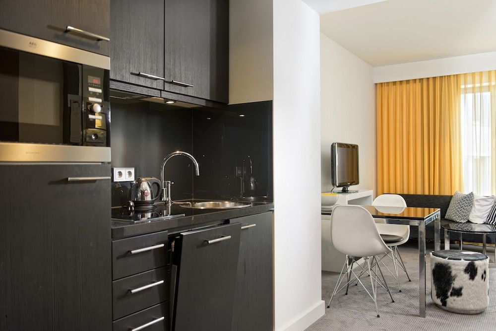 Adina Apartment Hotel Berlin Hackescher Markt Studio (25qm) 6