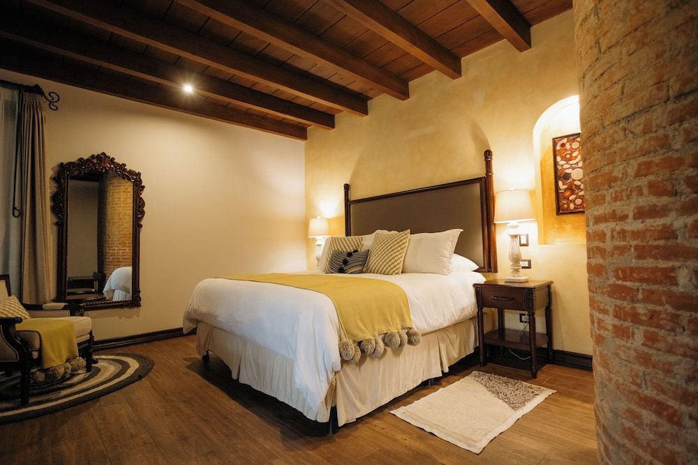 Premium Suite, 1 King Bed