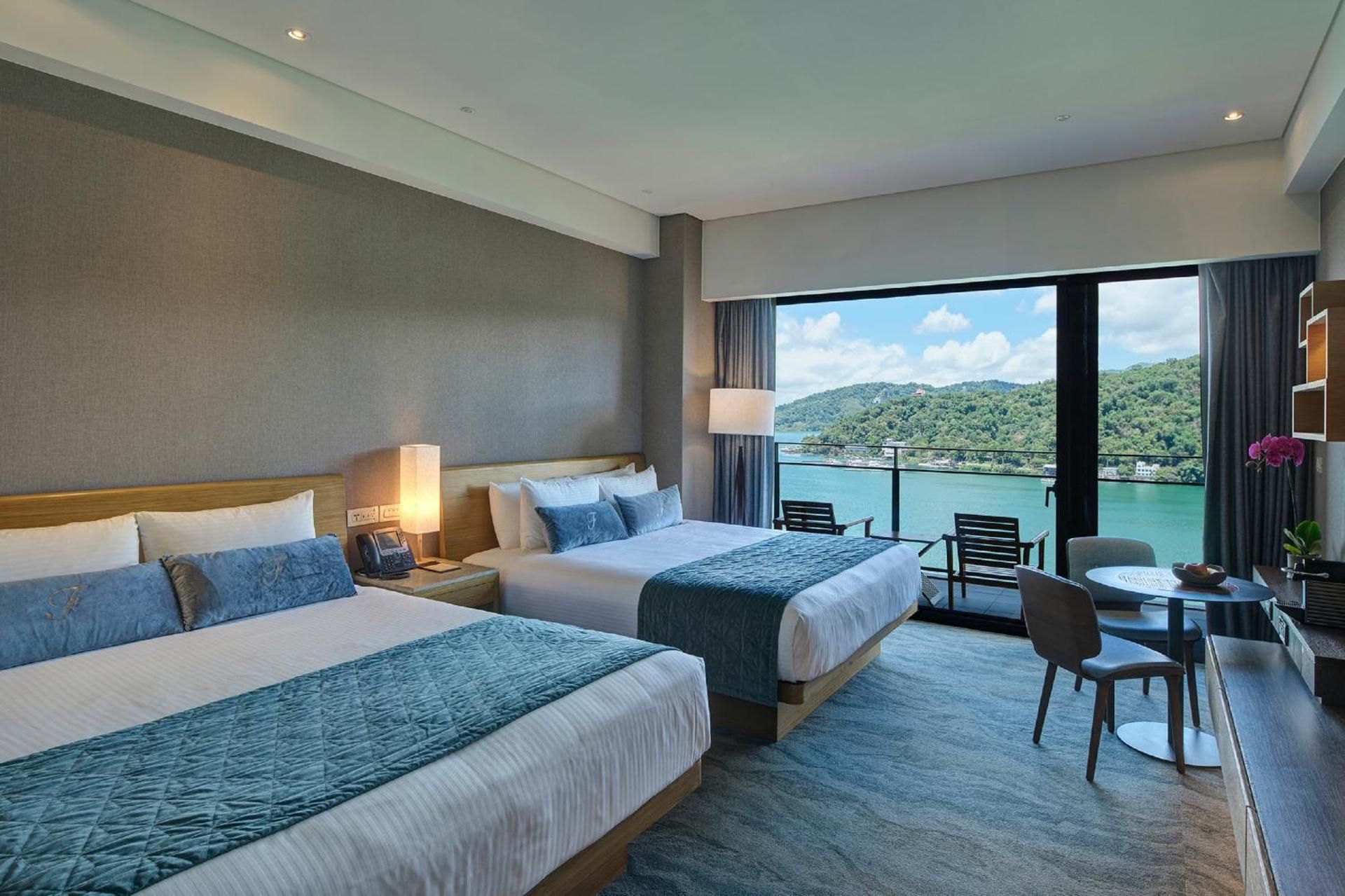 Fleur De Chine Hotel Premier Lake View Family Room 2