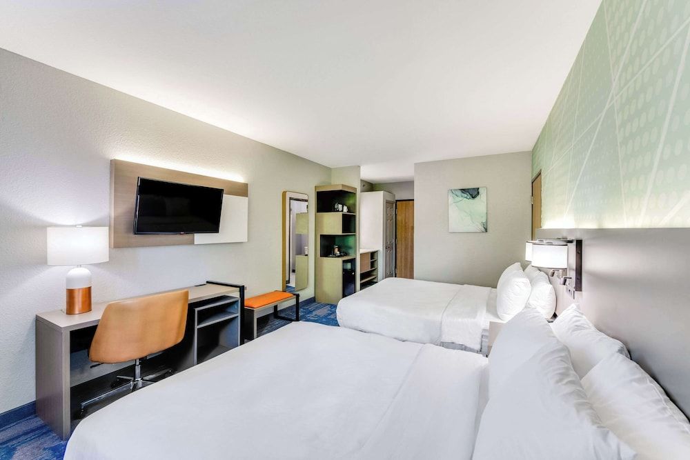 Room, 2 Queen Beds, Non Smoking