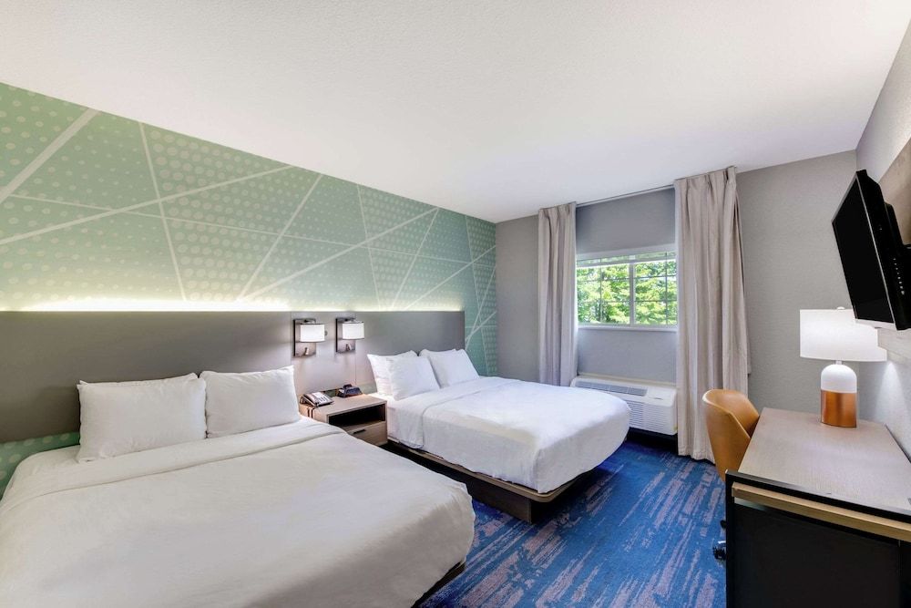 Room, 2 Queen Beds, Non Smoking