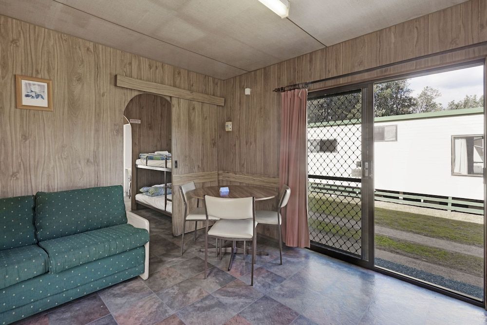 Discovery Parks - Eden Economy 1 Bedroom Cabin 3