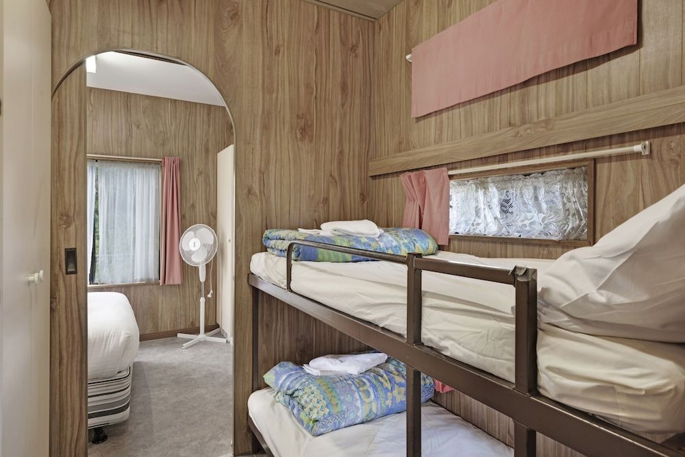 Discovery Parks - Eden Economy 1 Bedroom Cabin