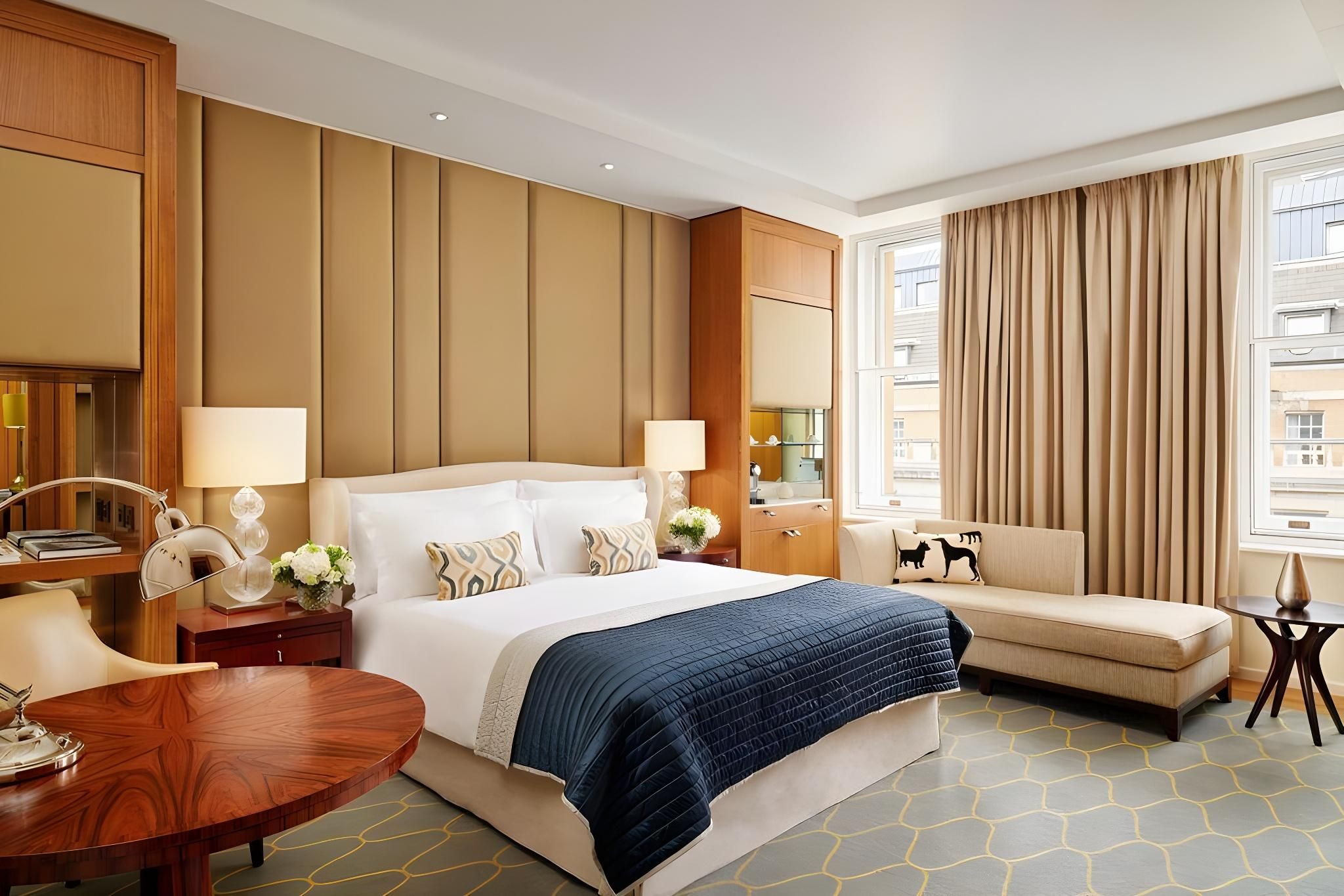 undefined Corinthia London 6