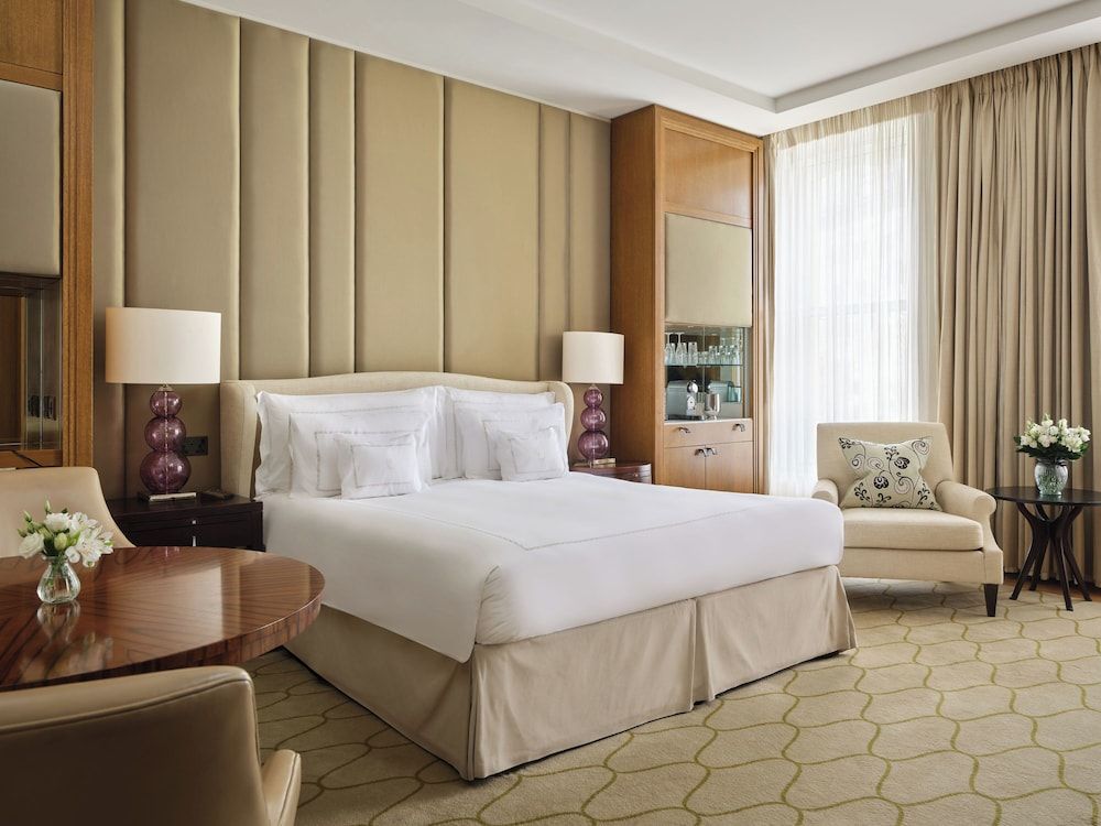 Deluxe Room, 1 King Bed