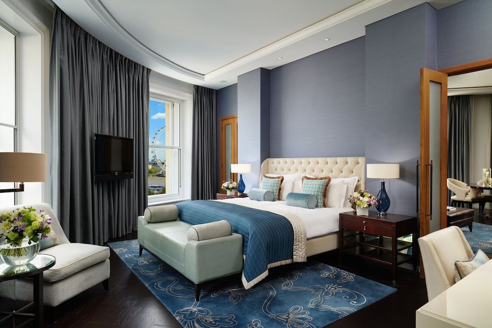 Suite, 1 King Bed (River)