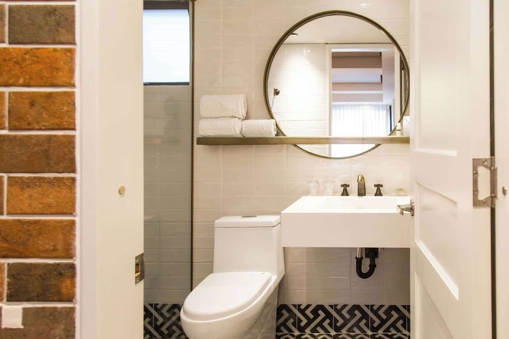 Faranda Collection Bogota, a member of Radisson Individuals Room, 1 King Bed 5