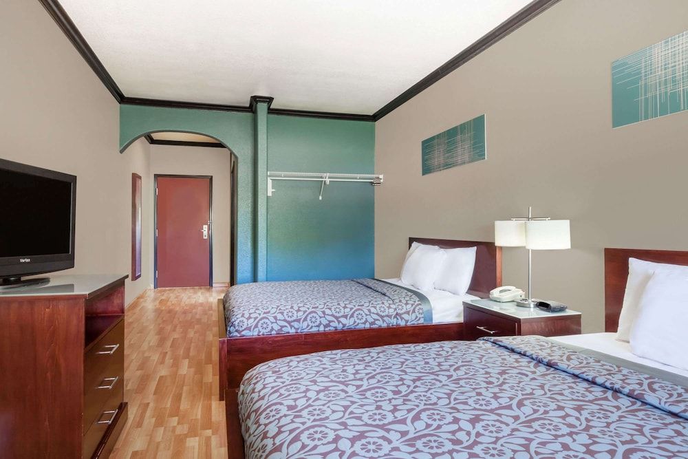 Standard Room, 2 Queen Beds