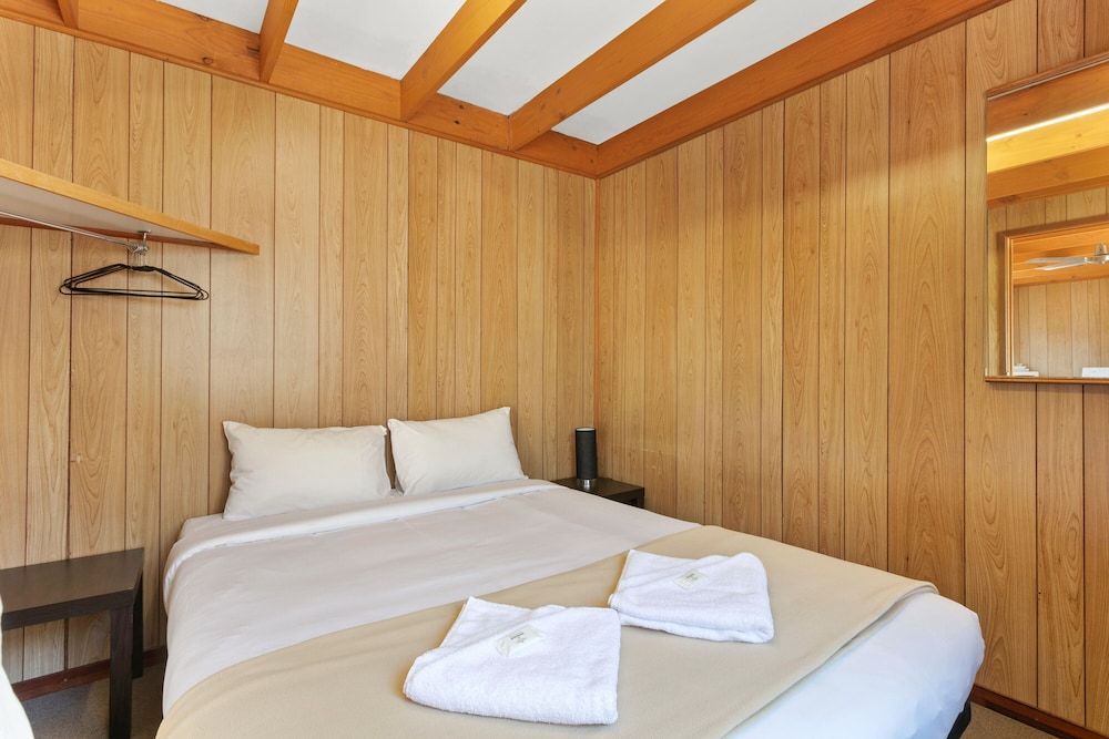 BIG4 Moama Holiday Park Rivergum Cabin 2