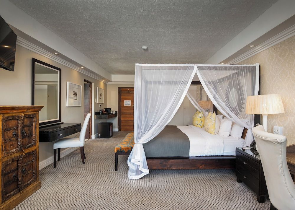 Jozini Tiger Lodge by Dream Resorts Deluxe Room 3