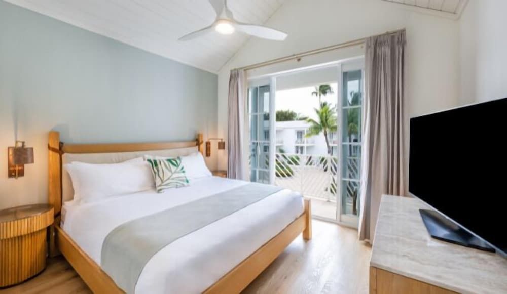 Brand New Two King Bed Preferred