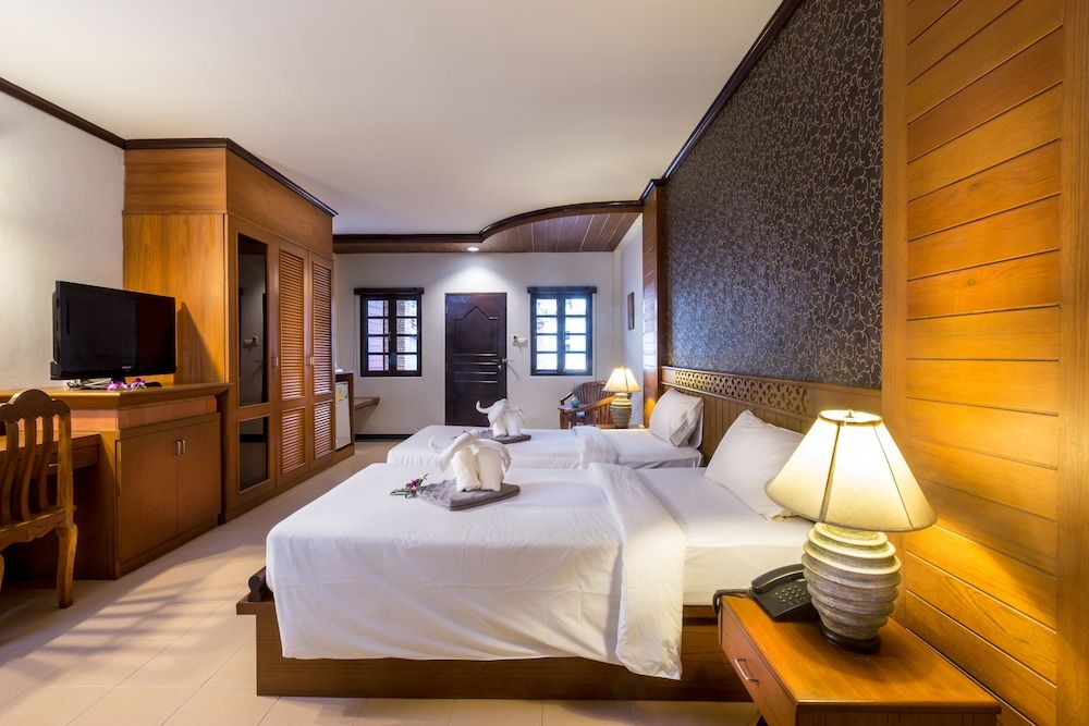 undefined Jang Resort 8