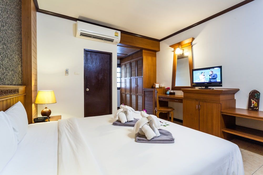 undefined Jang Resort 4