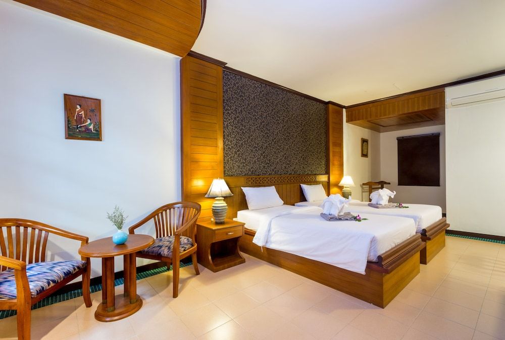 undefined Jang Resort 7