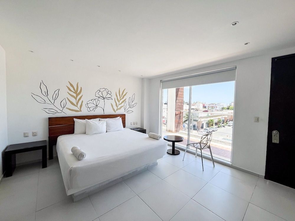 Cache Hotel Boutique - Adults Only Standard Double Room, 1 King Bed, Pool Access 6