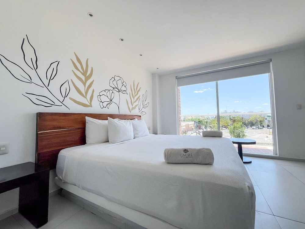 Cache Hotel Boutique - Adults Only Standard Double Room, 1 King Bed, Pool Access 5