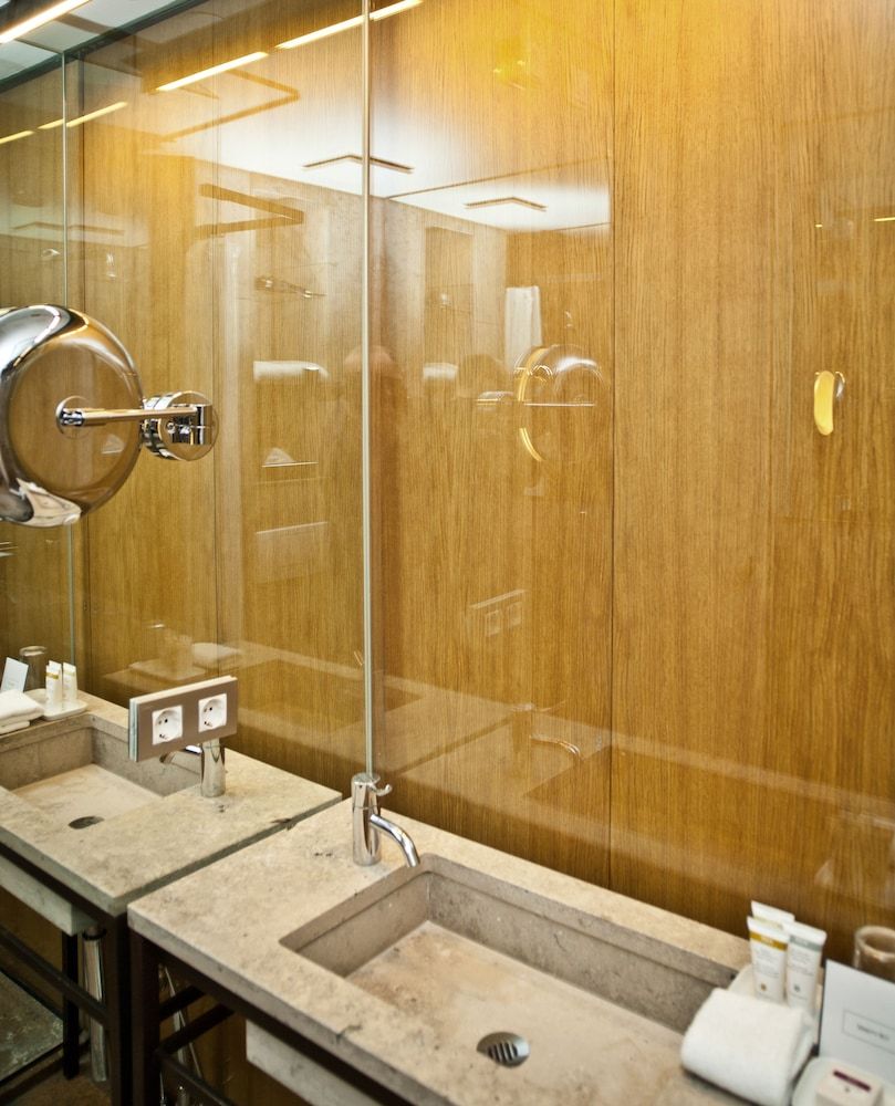 undefined Cortiina Hotel 6