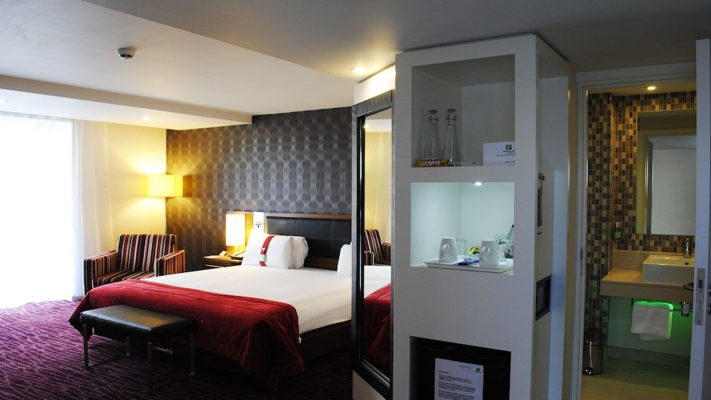 Standard Room, 1 King Bed, Accessible