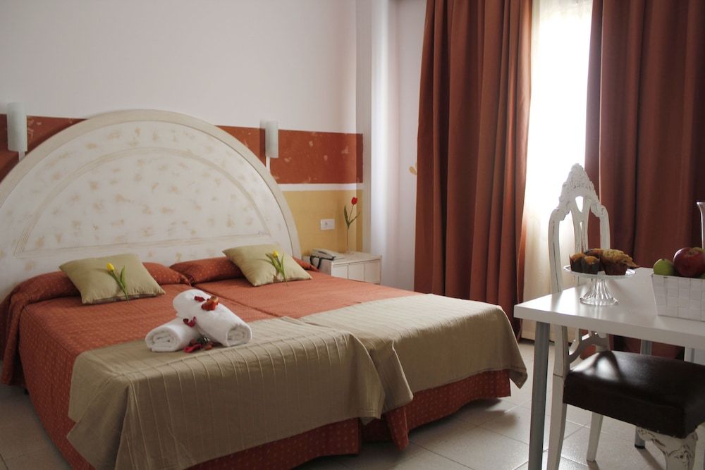 4Dreams Hotel Double or Twin Room 4