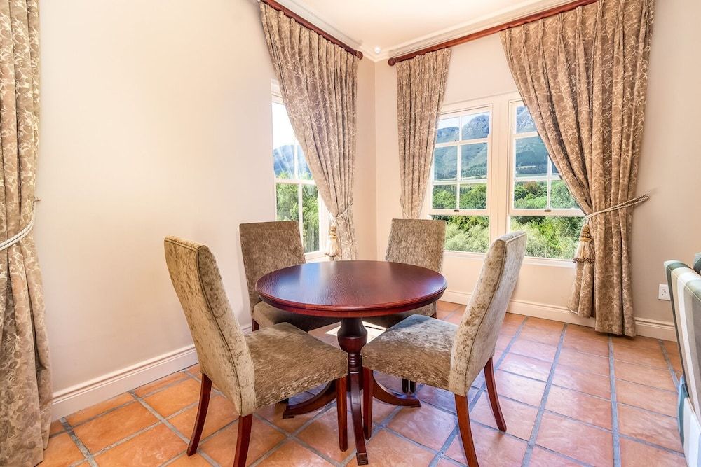 Luxury Villa, 1 Bedroom, Lake View