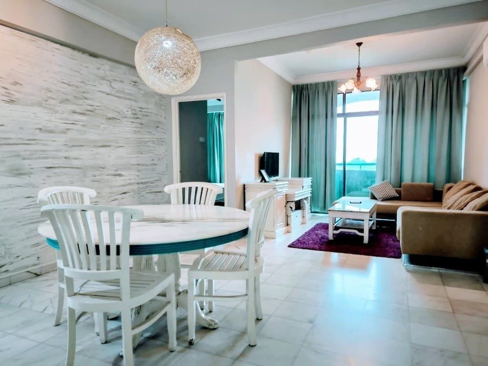 Century Bay Private Residences Deluxe Suite, 1 Bedroom 8