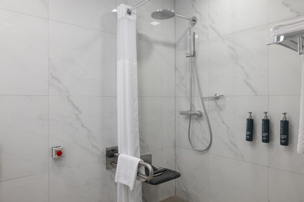 undefined Doubletree by Hilton Istanbul Moda 7