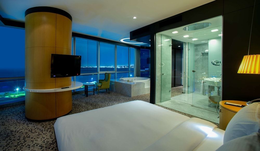 undefined Doubletree by Hilton Istanbul Moda 10