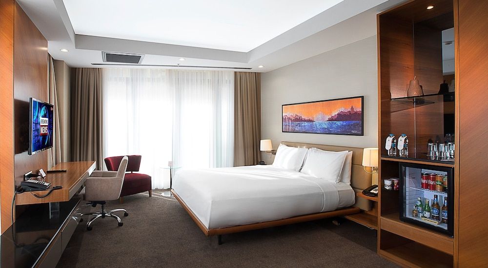 Doubletree By Hilton Istanbul Old Town Room, 1 King Bed 2