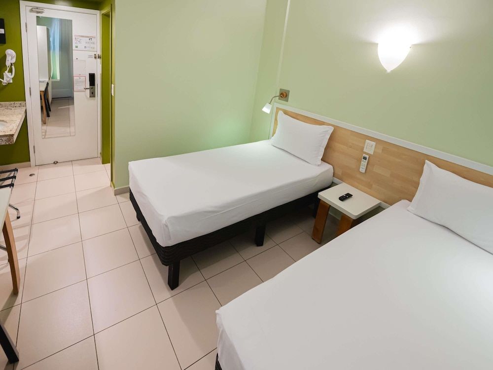 ibis Styles Manaus Standard Apartment, 2 Twin Beds 6