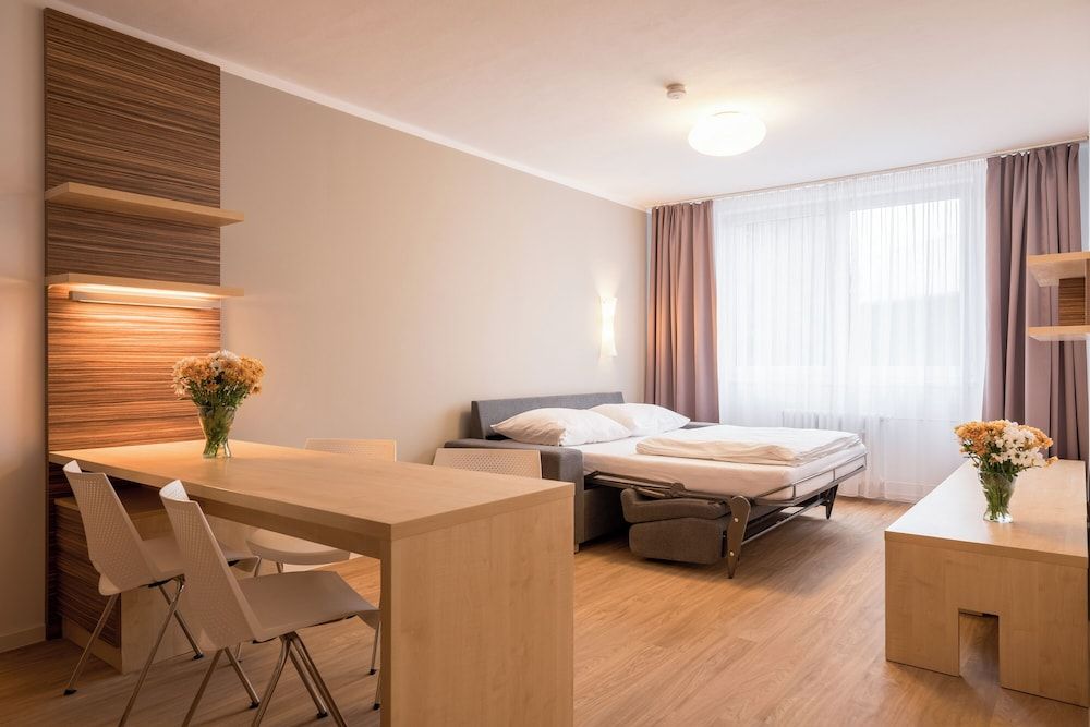 undefined Hotel Vista 7