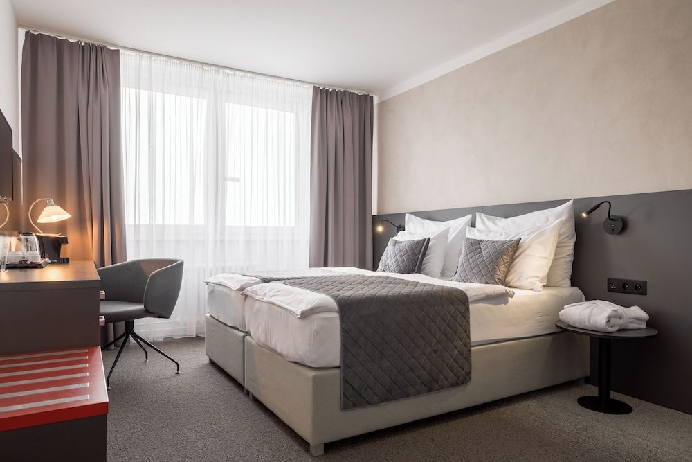 undefined Hotel Vista 3