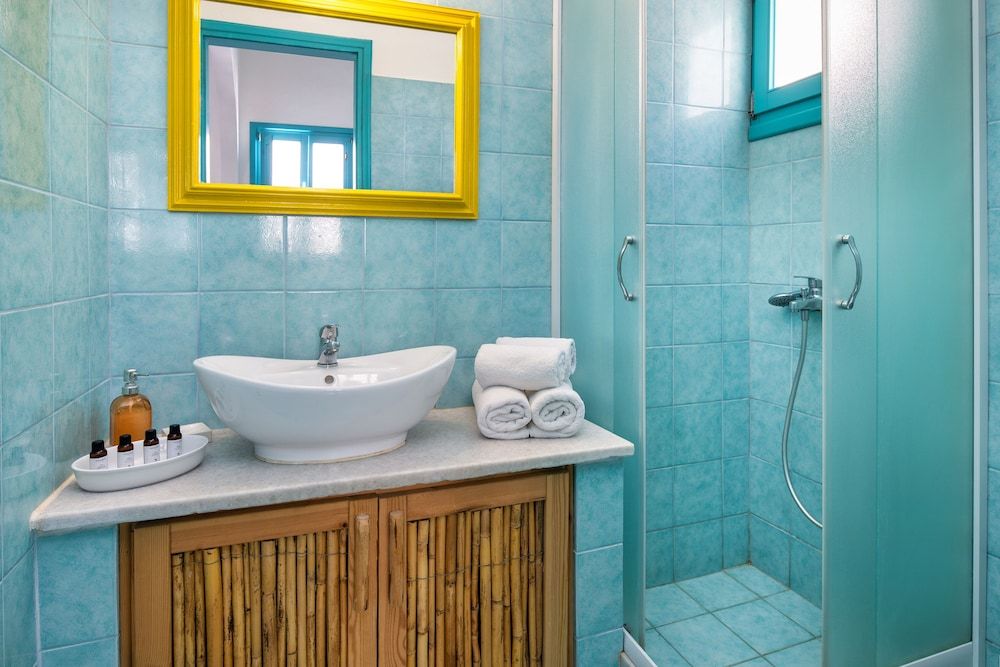 Nissia Beach Apartments and Suites Studio 6